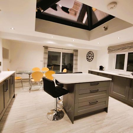 Gyffin View Villa คอนวี ภายนอก รูปภาพ